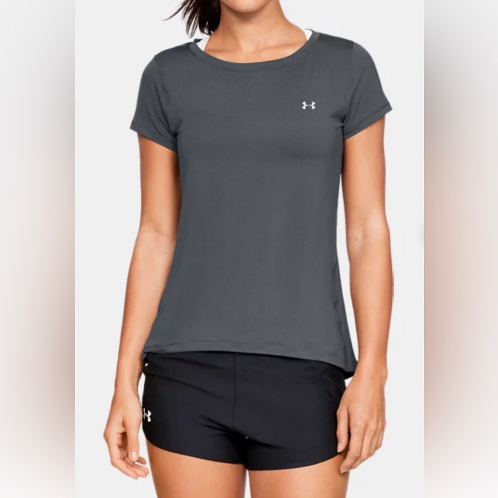 UNDER ARMOUR~Women's HeatGear Armour Short Sleeve shirt/Gray/Gently Worn Sz: L